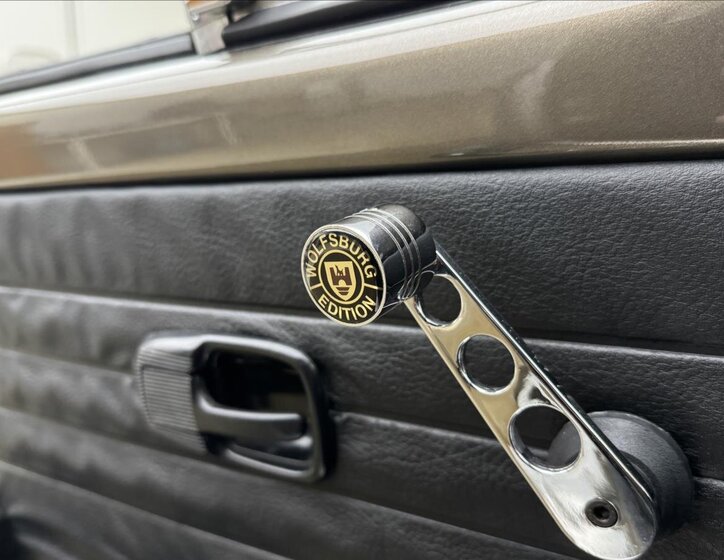 Volkswagen Ostatní Hatchback 1,2 l 30 kw