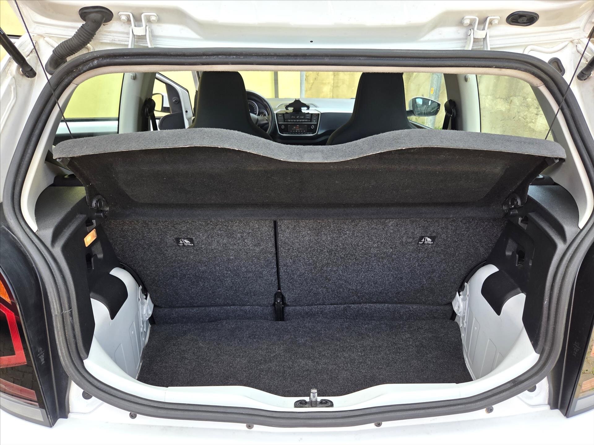 Volkswagen up! Hatchback 999,0 50 kw