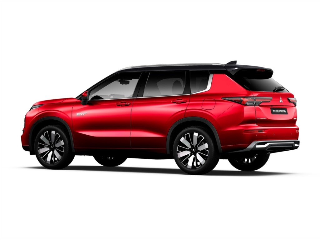 Mitsubishi Outlander SUV / Terénní 2,4 l 225 kw