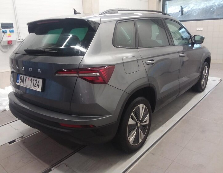 Škoda Karoq SUV 1,5 l 110 kw