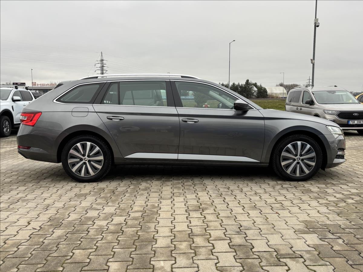 Škoda Superb Kombi 2,0 l 110 kw