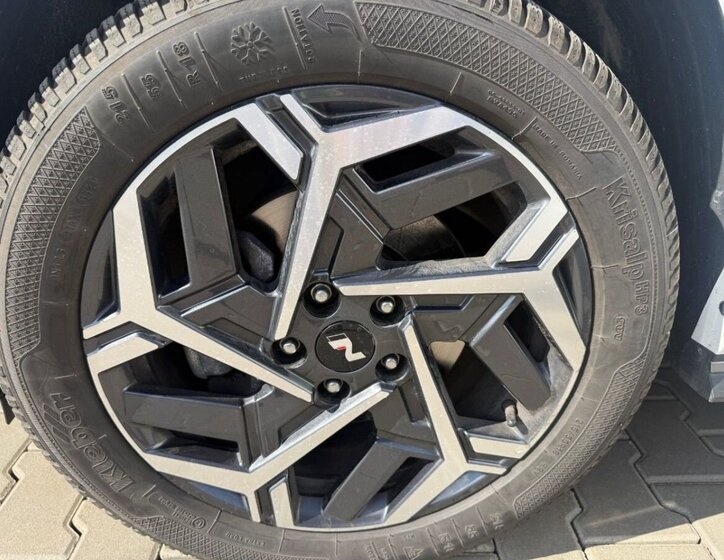 Hyundai Kona SUV / Terénní 1,6 l 145 kw