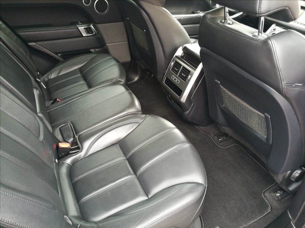 Land Rover Range Rover Kombi 3,0 l 225 kw