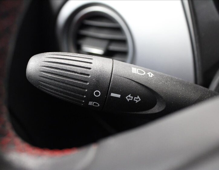 Fiat 500 Hatchback 899,0 63 kw