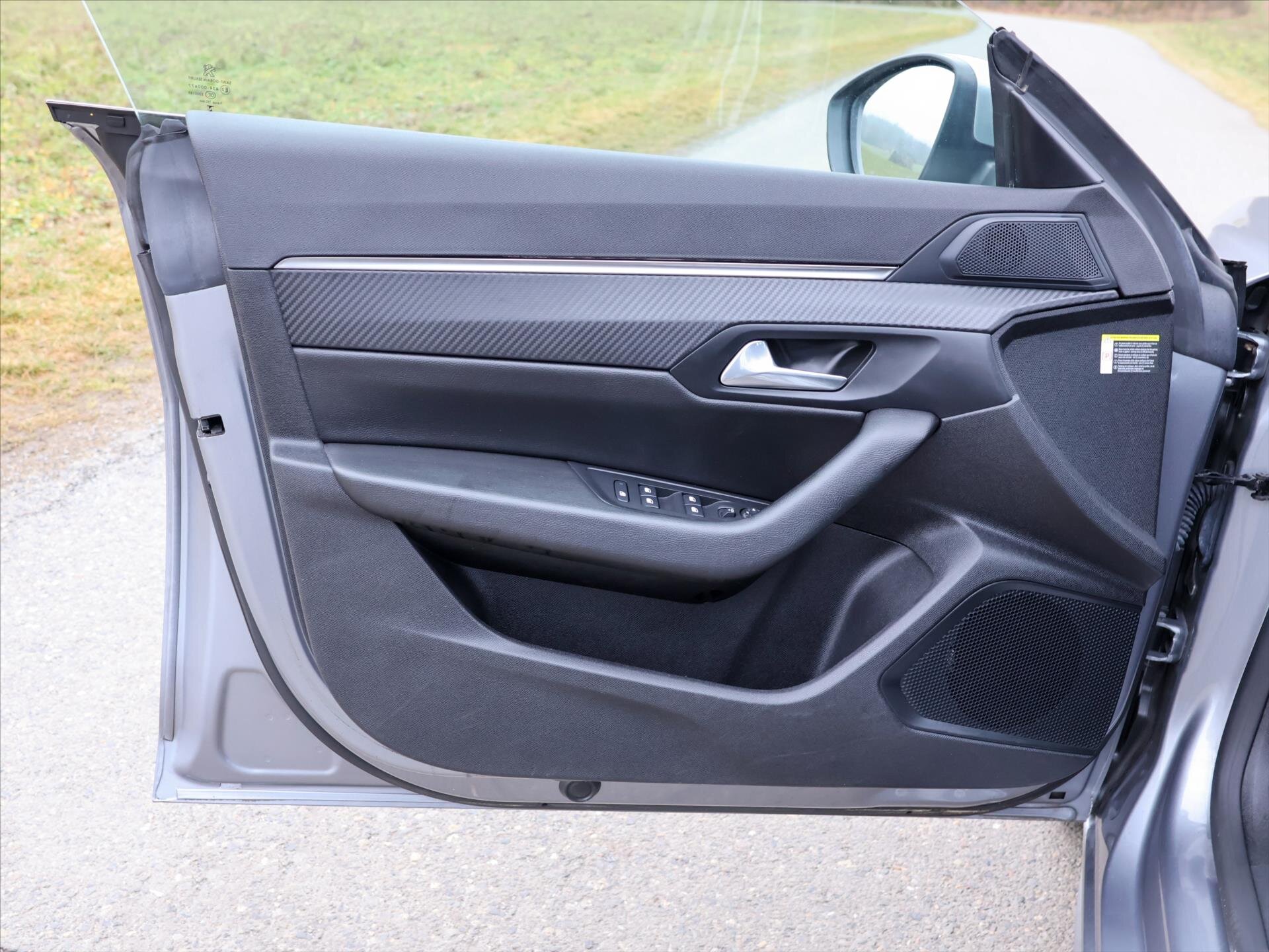 Peugeot 508 Liftback 1,6 l 133 kw