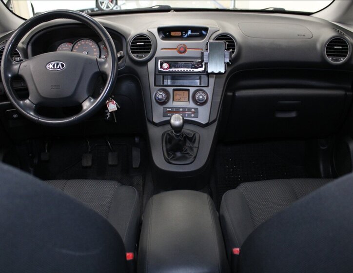 KIA Carens MPV 2,0 l 103 kw