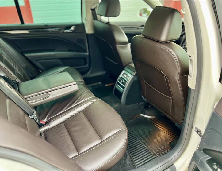 Škoda Superb 17