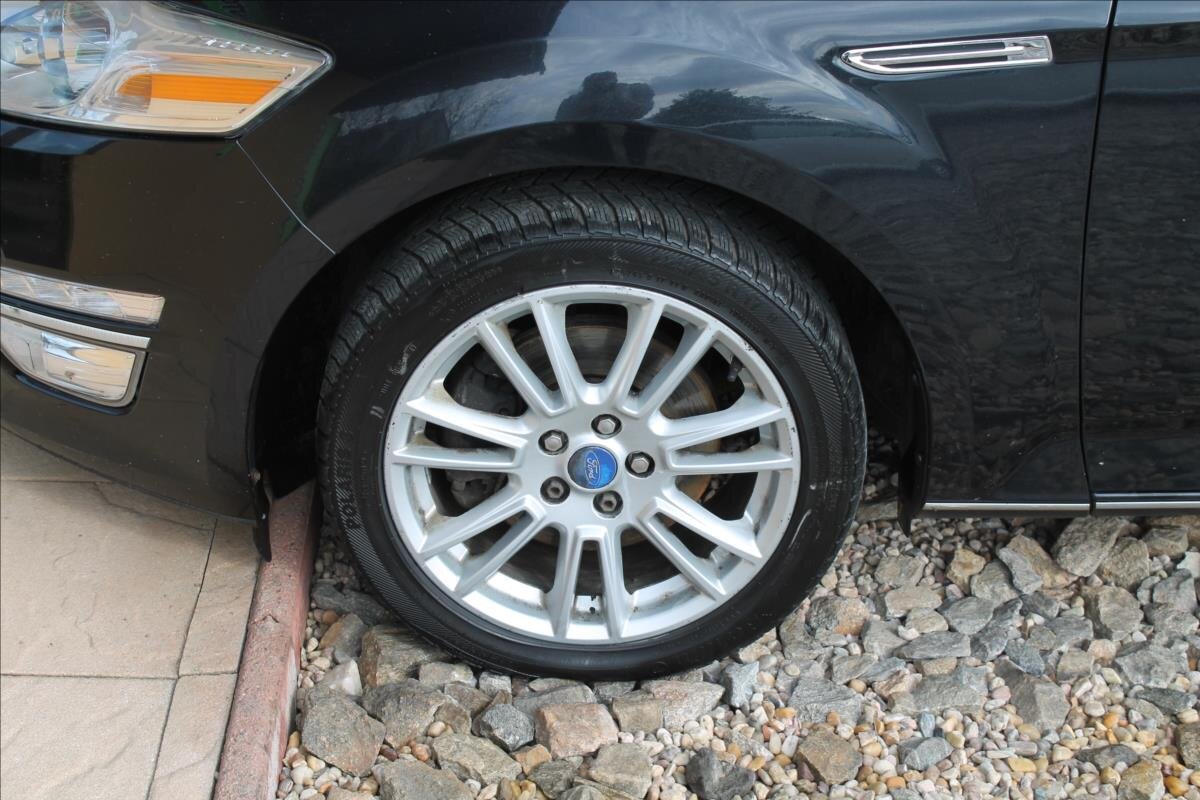 Ford Mondeo Kombi 2,0 l 103 kw