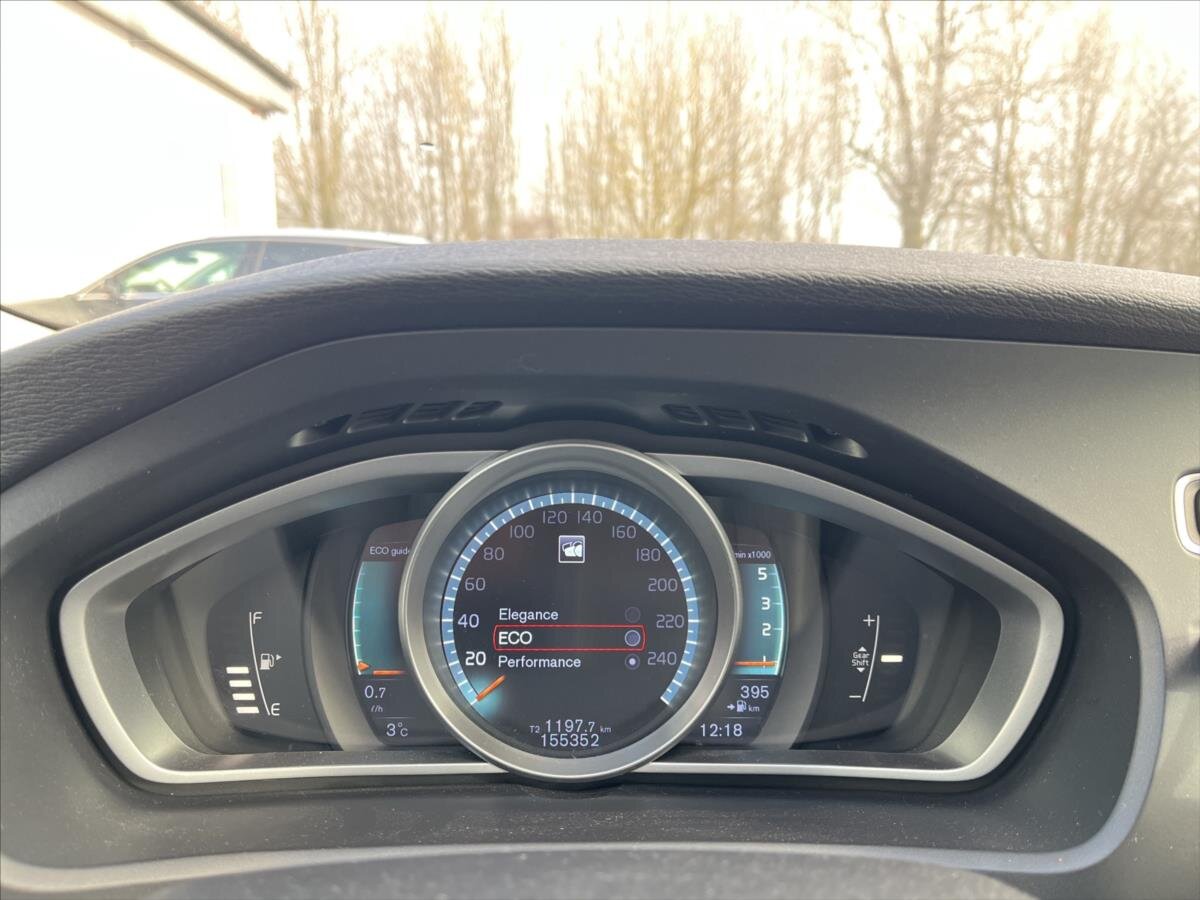 Volvo V40 Hatchback 2,0 l 110 kw