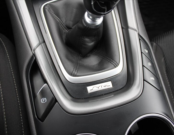 Ford Mondeo Kombi 2,0 l 110 kw