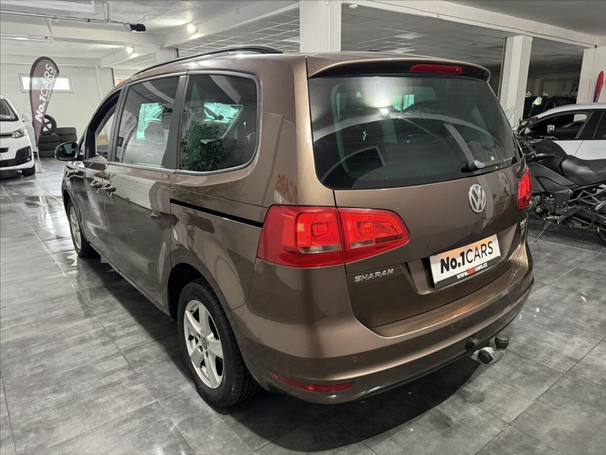 Volkswagen Sharan MPV 2,0 l 103 kw
