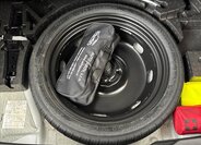 Volkswagen T-Roc SUV / Terénní 2,0 l 221 kw