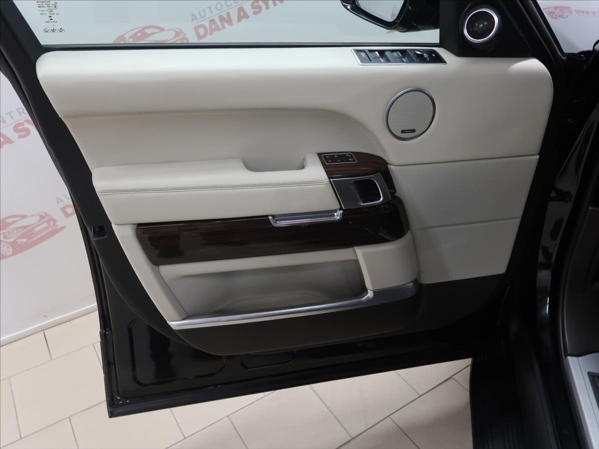 Land Rover Range Rover SUV / Terénní 4,4 l 250 kw