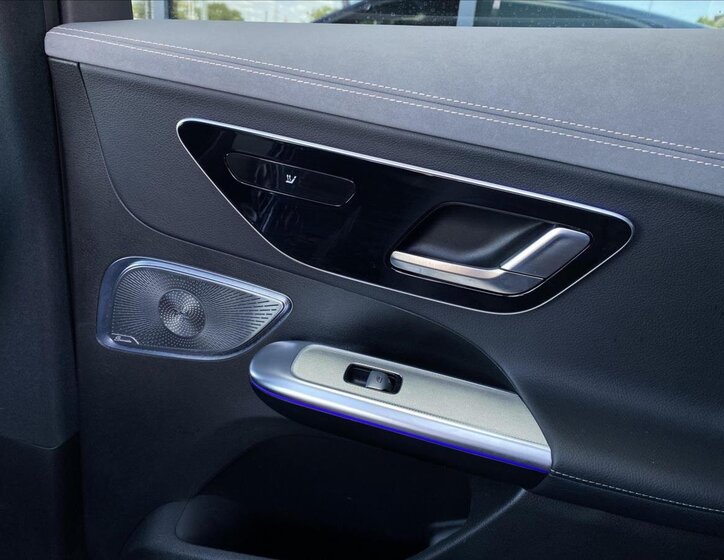 Mercedes-Benz EQE SUV 0,0 300 kw