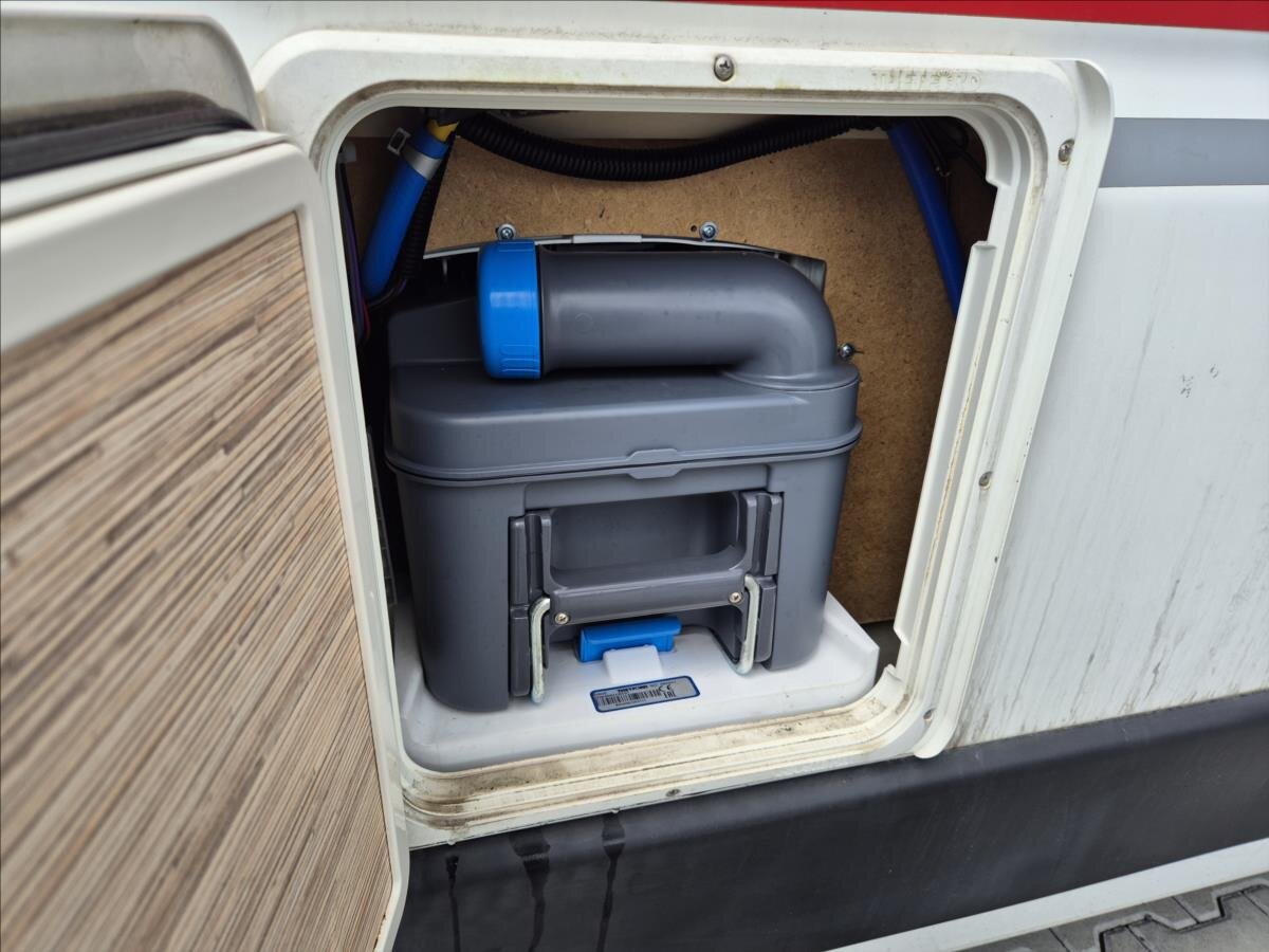 Peugeot Ostatní Ostatní 2,0 l 120 kw