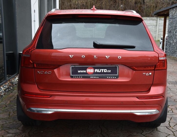 Volvo XC60 SUV / Terénní 2,0 l 186 kw