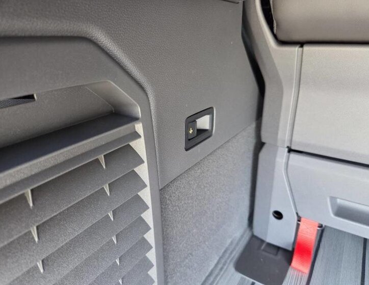 Volkswagen Multivan VAN-Minibus 2,0 l 110 kw