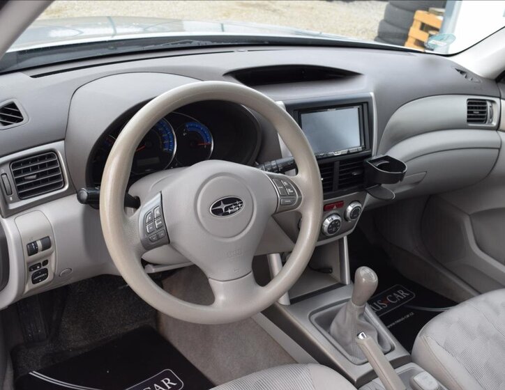 Subaru Forester SUV 2,0 l 110 kw