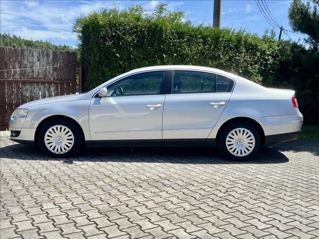 Volkswagen Passat Sedan / Limuzína 2,0 l 110 kw