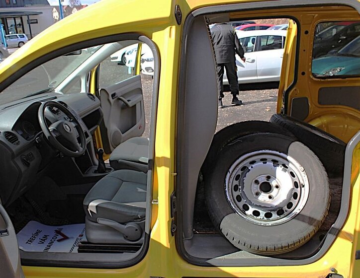 Volkswagen Caddy Skříň 2,0 l 51 kw