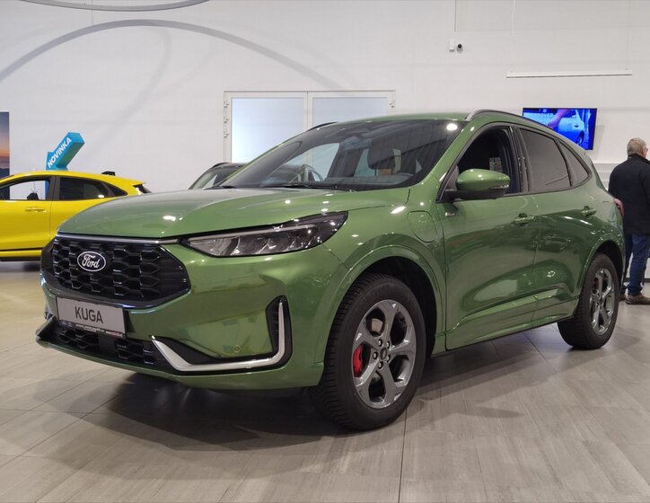 Ford Kuga SUV / Terénní 2,5 l 178 kw