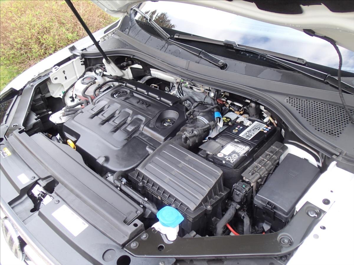Volkswagen Tiguan SUV / Terénní 2,0 l 110 kw