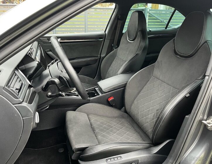 Škoda Superb Sedan / Limuzína 2,0 l 206 kw