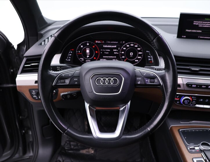 Audi Q7 SUV 3,0 l 200 kw