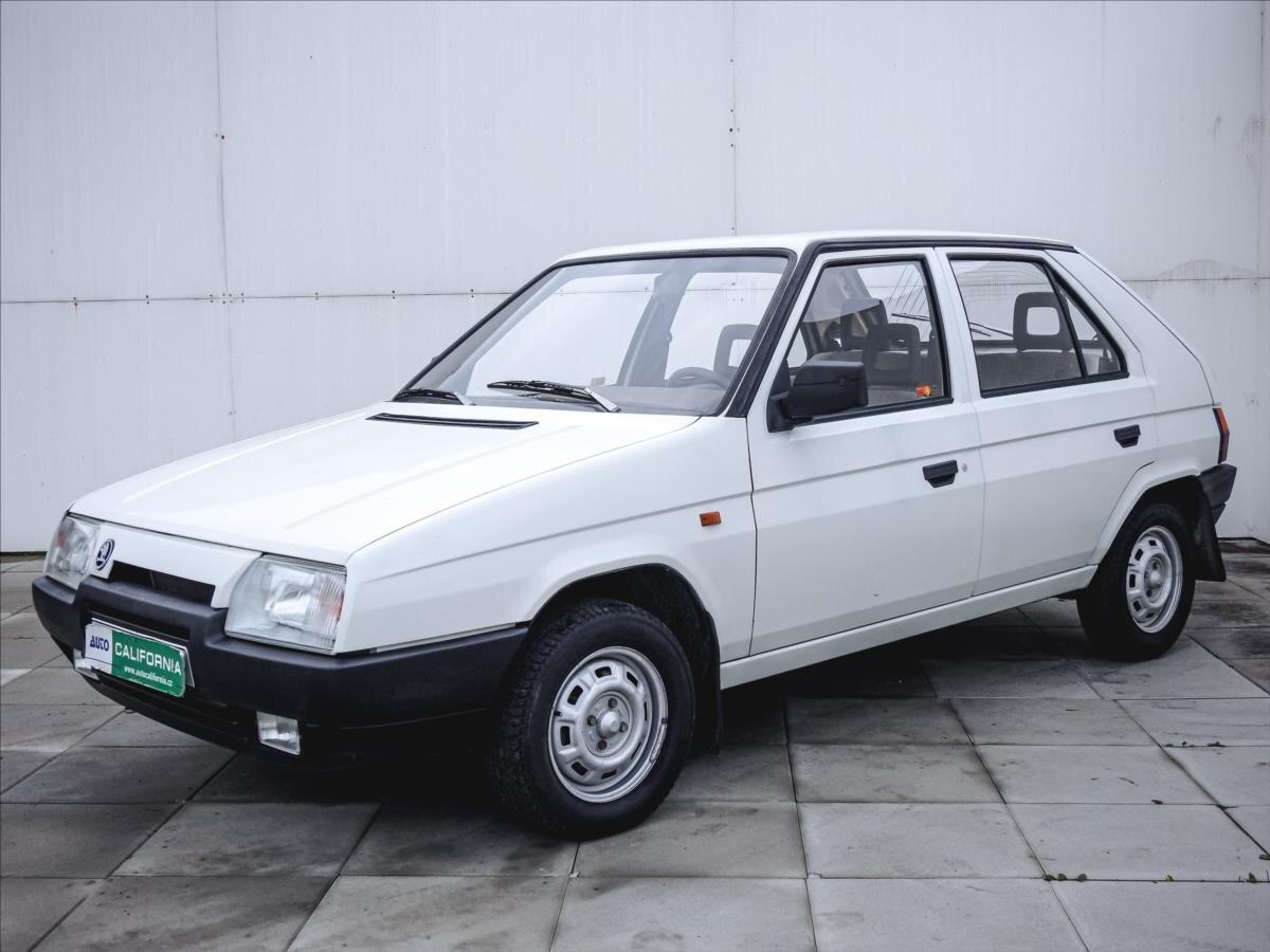 Škoda Favorit Hatchback 1,3 l 46 kw