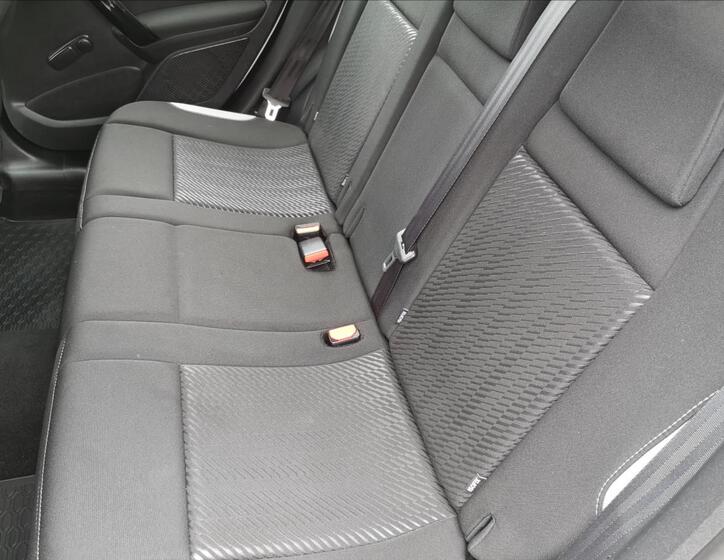 Peugeot 2008 15