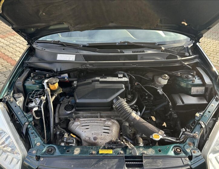 Toyota RAV4 SUV / Terénní 2,0 l 110 kw