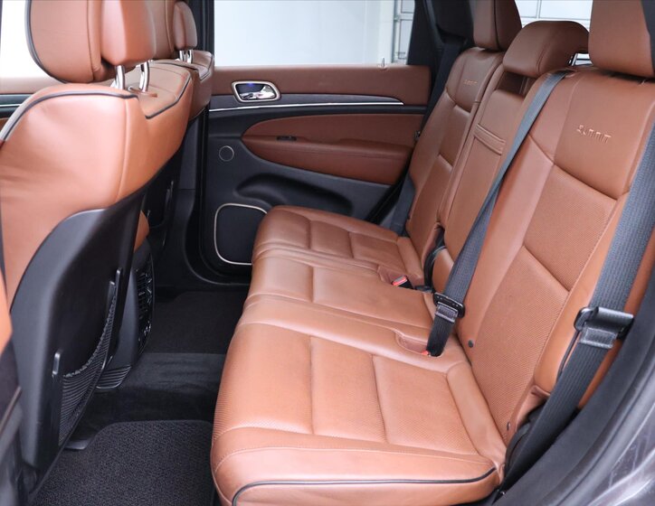 Jeep Grand Cherokee SUV 3,0 l 184 kw