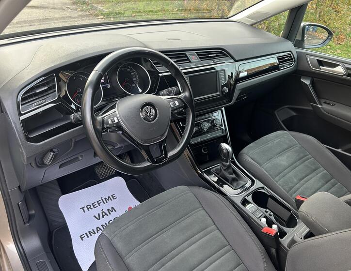 Volkswagen Touran 28