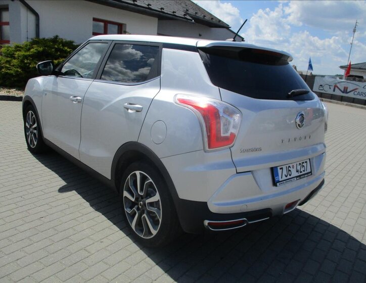SsangYong Tivoli Hatchback 1,6 l 85 kw