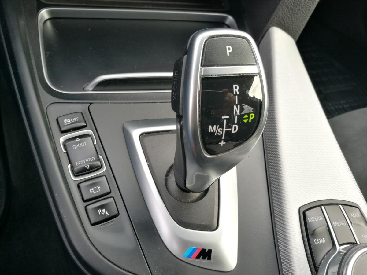 BMW Řada 4 Sedan / Limuzína 3,0 l 240 kw