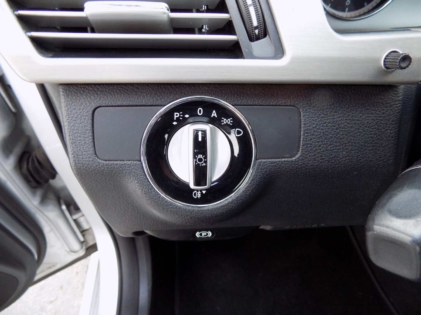 Mercedes-Benz Třídy E Sedan / Limuzína 2,1 l 125 kw