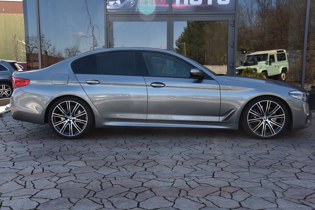 BMW Řada 5 Sedan / Limuzína 4,4 l 340 kw
