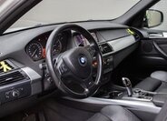 BMW X5 SUV 3,0 l 180 kw