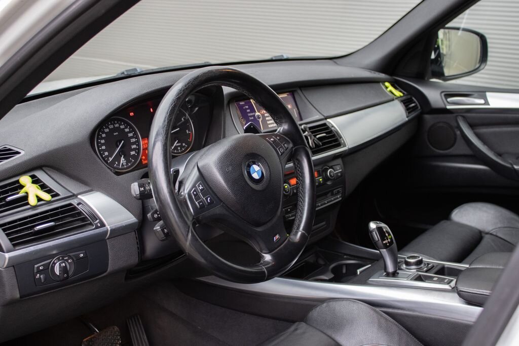BMW X5 SUV 3,0 l 180 kw