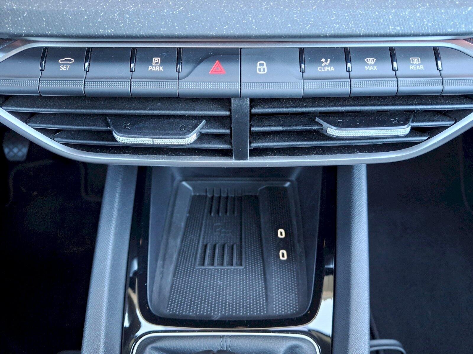 Škoda Octavia Sedan / Limuzína 1,5 l 110 kw