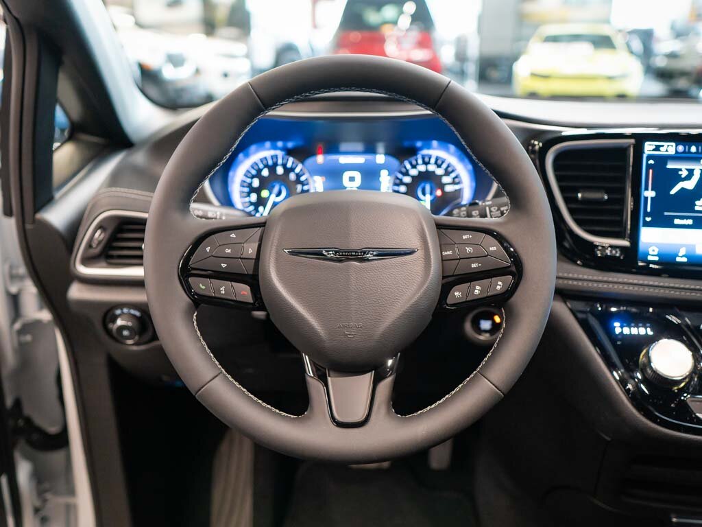 Chrysler Pacifica MPV 3,6 l 221 kw