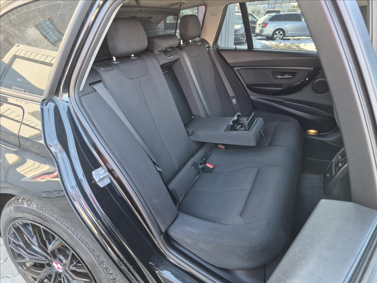 BMW Řada 3 Kombi 2,0 l 140 kw