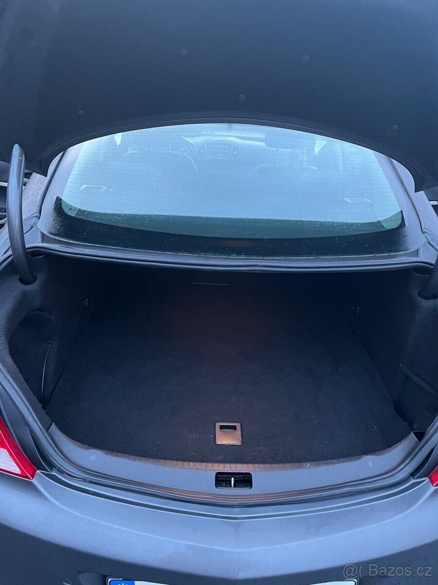 Opel Insignia Sedan / Limuzína 0,0 0