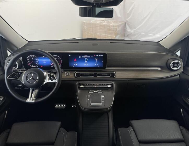 Mercedes-Benz Třídy V 13