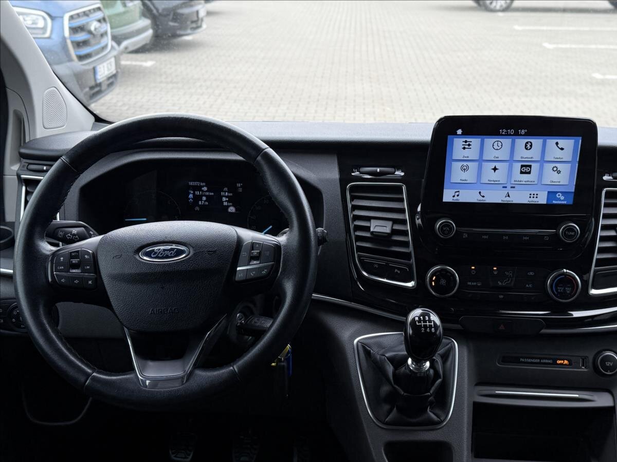 Ford Tourneo Custom MPV 2,0 l 125 kw