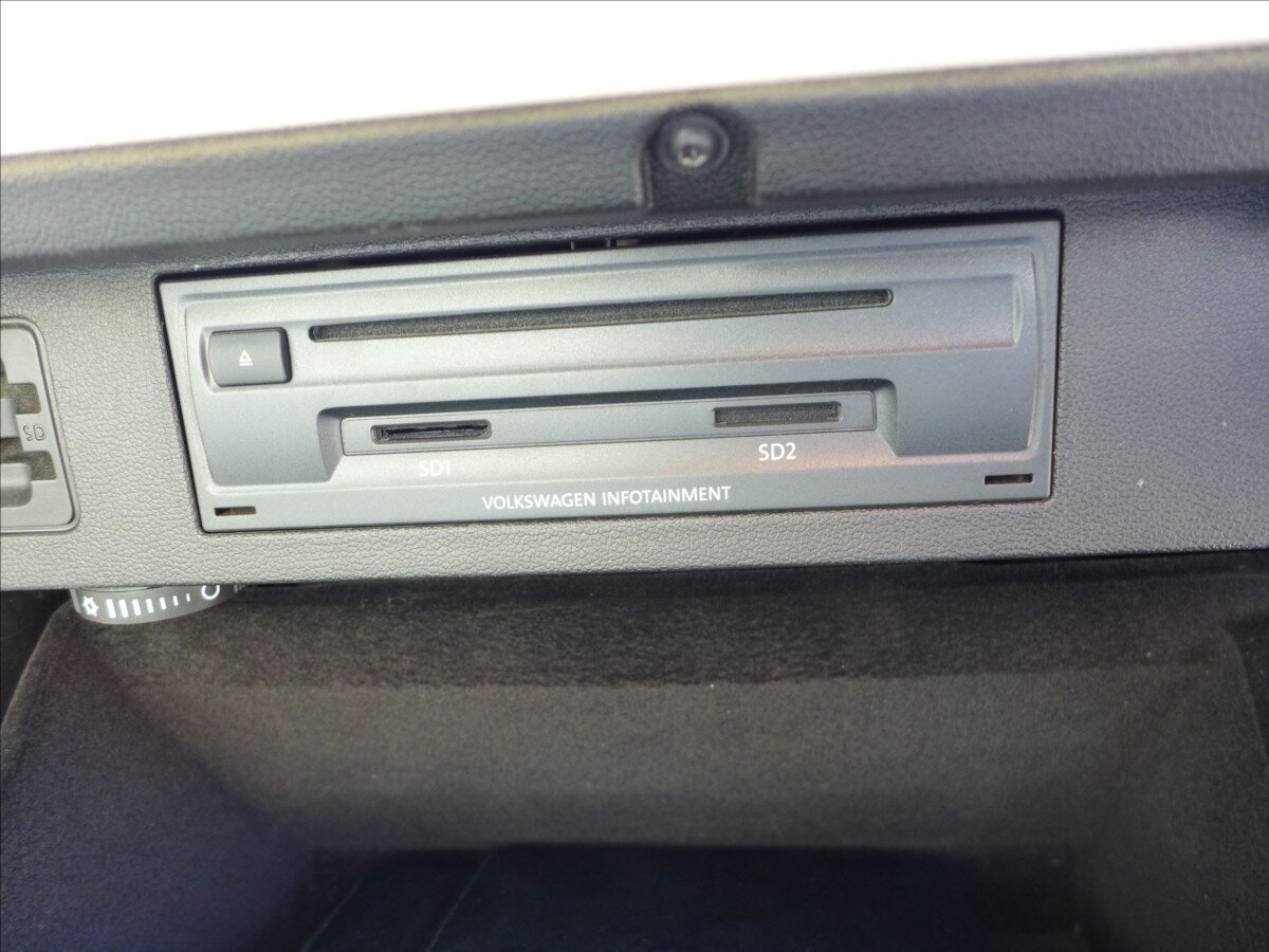 Volkswagen Passat Kombi 1,6 l 88 kw