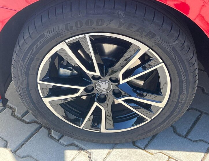 Škoda Fabia Hatchback 1,0 l 85 kw