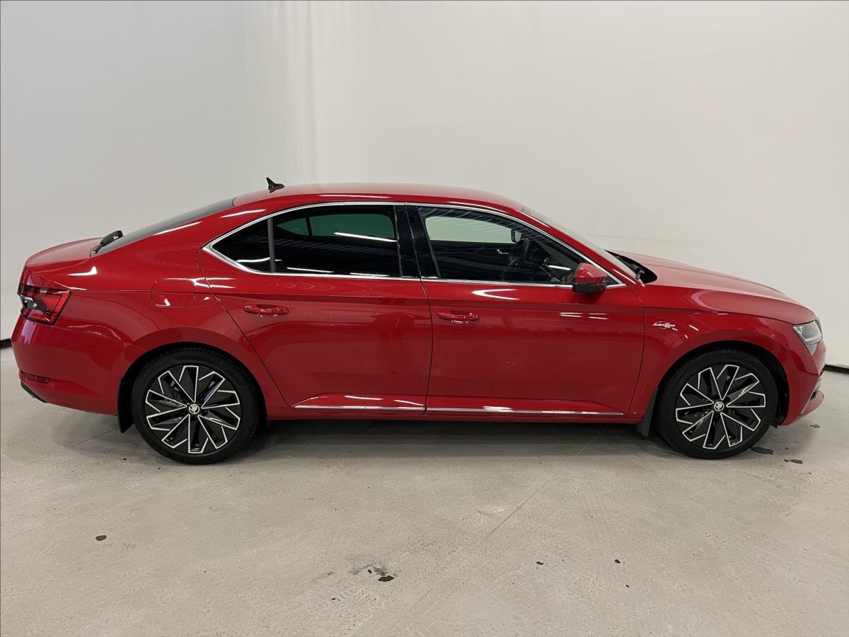 Škoda Superb Liftback 2,0 l 206 kw