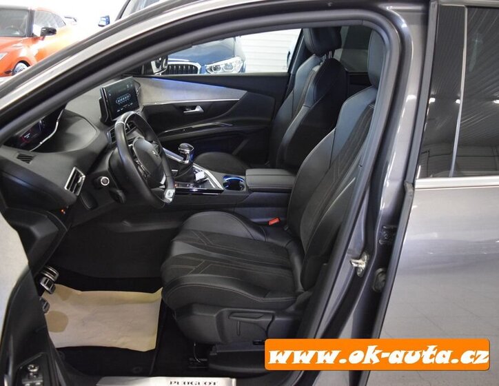 Peugeot 5008 MPV 1,5 l 96 kw