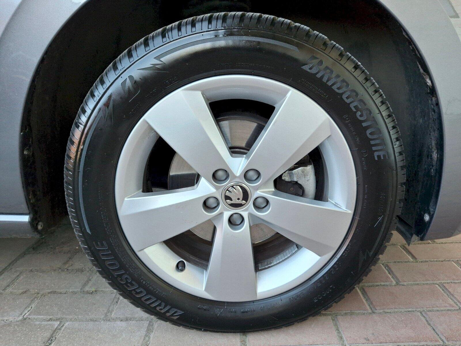 Škoda Scala Hatchback 999,0 85 kw